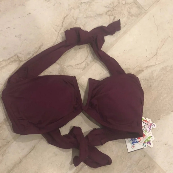 Becca swim top - Picture 2 of 6